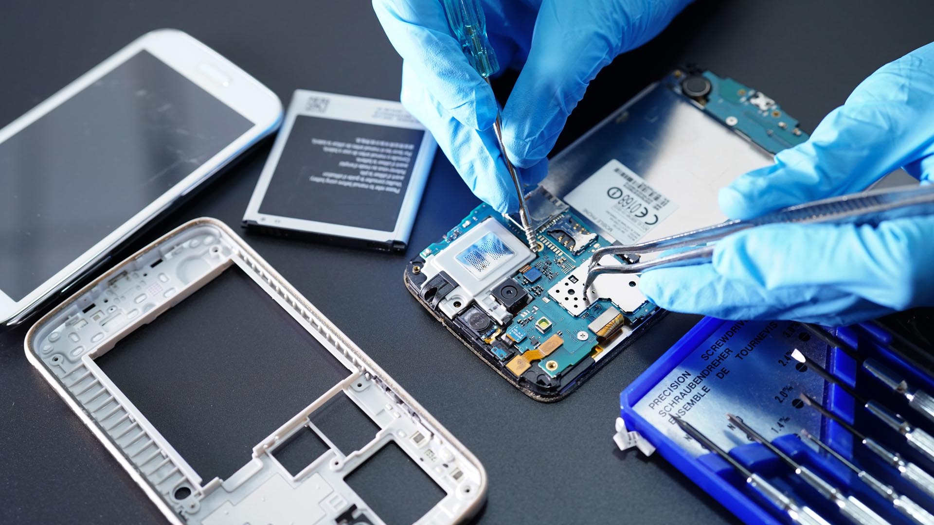 fix phones fix phones