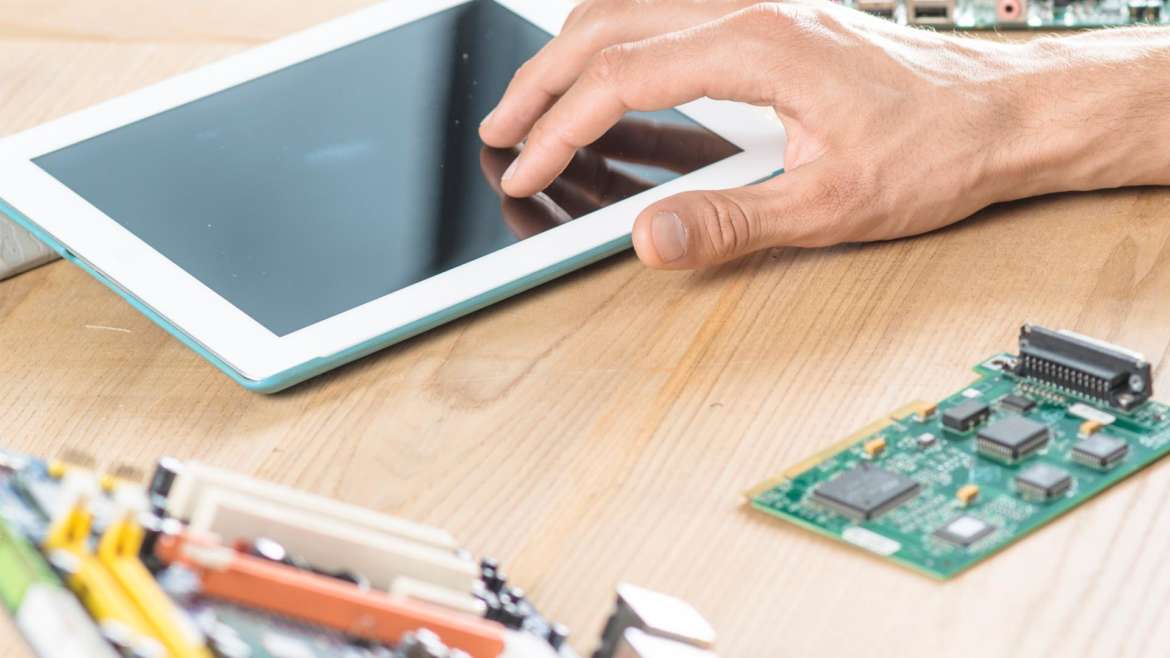 iPad Surfplatta Reparation och byta skärm ipad